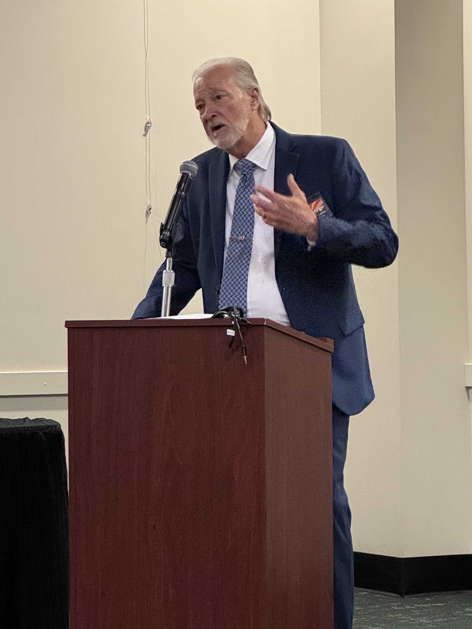 Spargo speaking at Scottsdale Holland Center Candidate Event 2026